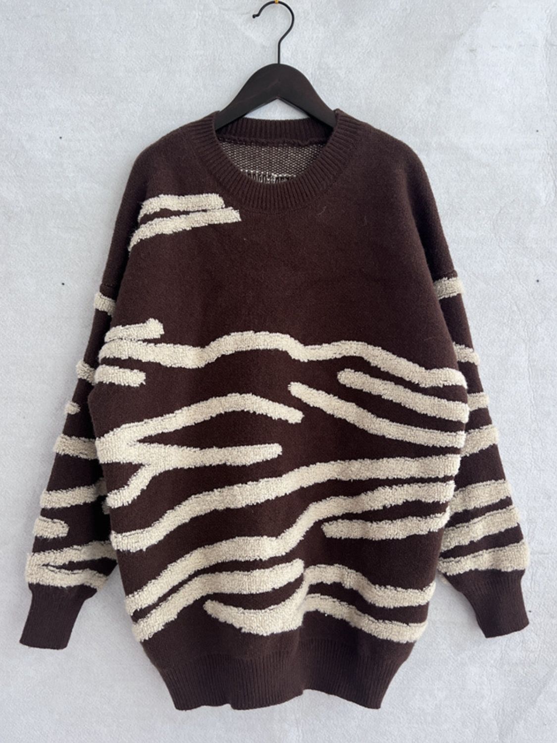 Contrast Round Neck Long Sleeve Sweater Stylish
